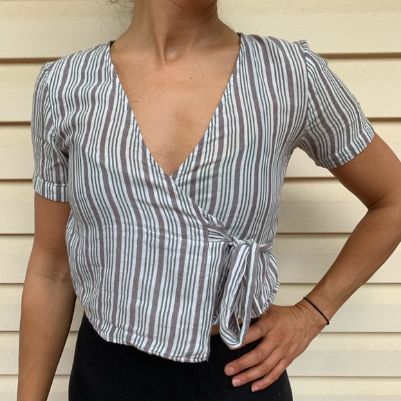 Urban Outfitters Tops - Urban Outfitters gray/white stripe wrap up top, XS